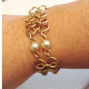 Vintage 60s Goldette NY Coquette Faux Pearl Victorianrivival Old Money Bracelet